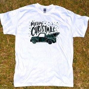 🆕Gildan DryBlend Merry Christmas Tshirt Large